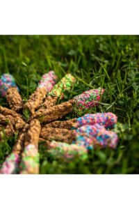 KOŃSKA CUKIERENKA Smakołyki dla koni KOŃSKIE LIZACZKI Z POSYPKĄ