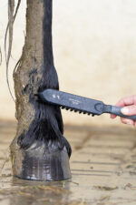 LULLALOVE SUPER SHINE Szczotka do mokrego błota, kopyta i nogi - obrazek 3