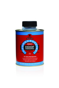 CARR & DAY & MARTIN CORNUCRESCINE Smar do kopyt z pędzelkiem 500 ml