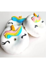 KOŃSKA CUKIERENKA Donat dla koni TĘCZOWY JEDNOROŻEC