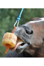 CANDY BELLS Lizawka dla konia BANANOWA - obrazek 3